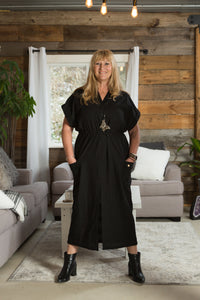"M.I.T.H.E." Linen Dress